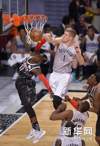 轻人热爱街 轻人热爱街