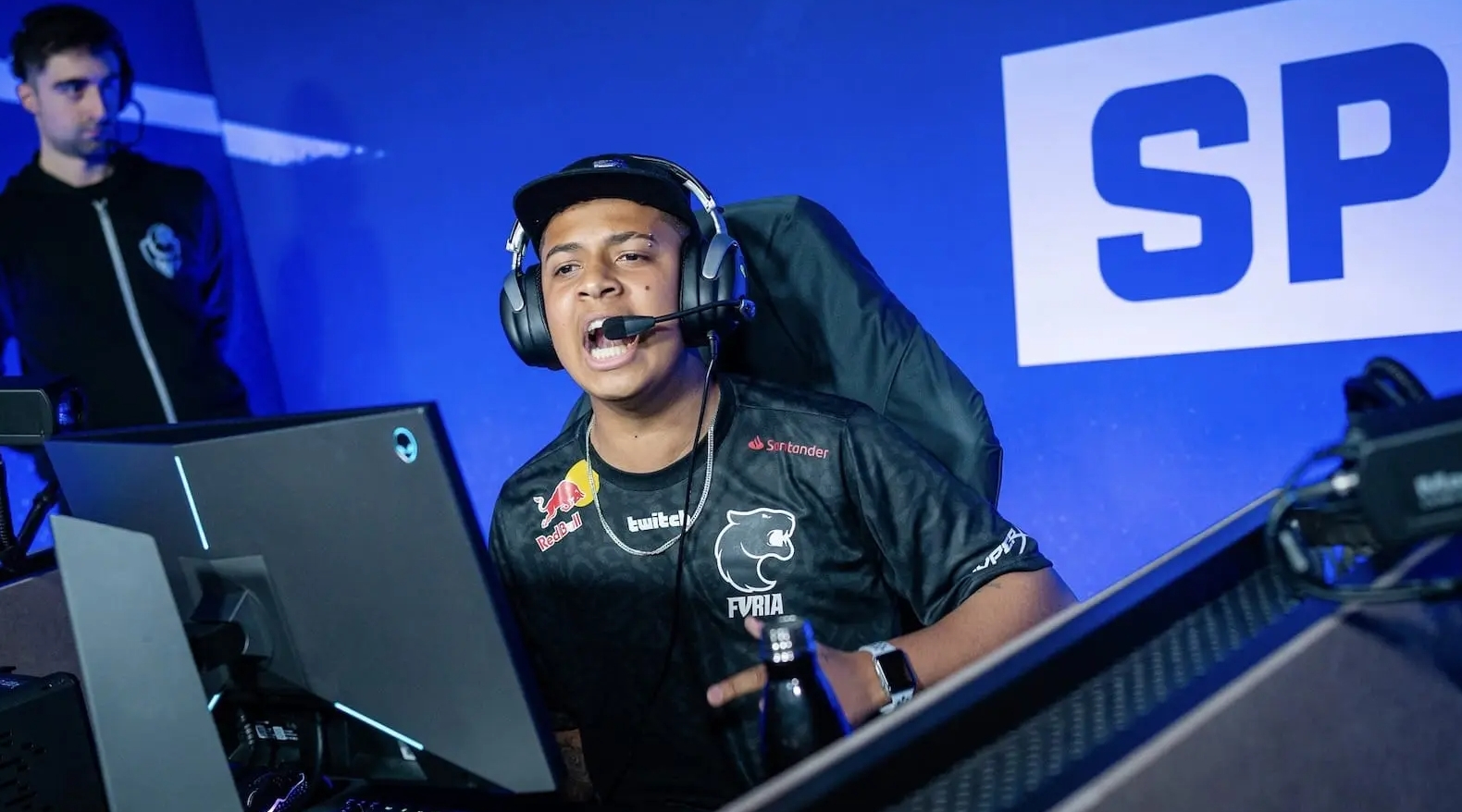 还能为中场 还能为中场